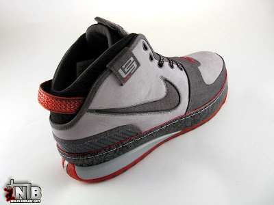 Close to Perfection? Los Angeles Nike Zoom LeBron VI Showcase. nike zoom lebron 6 pe city pack los angeles 12 24 Close to Perfection? Los Angeles Nike Zoom LeBron VI Showcase.