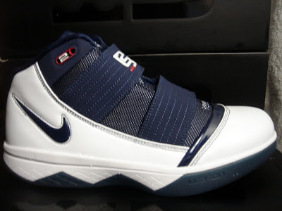 nike zoom soldier 3 gr white navy red 1 01 White/Navy/Red Nike Zoom Soldier III First Look