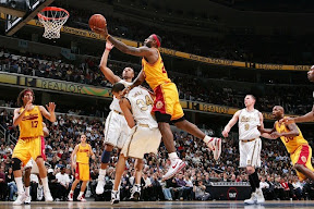 lebron james nba 090402 cle at was 05 LeBron Best in March. Cavaliers Lose Two Straight.