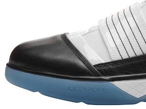 nike zoom soldier 3 gr white black aqua 1 02 Two Versions of the Aqua Nike Zoom LeBron Soldier III