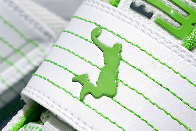 Two Faces of the Dunkman Nike Zoom LeBron Soldier III (3) nike zoom soldier 3 gr dunkman 6 04 Two Faces of the Dunkman Nike Zoom LeBron Soldier III (3)