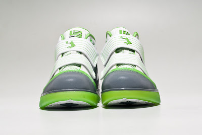 Two Faces of the Dunkman Nike Zoom LeBron Soldier III (3) nike zoom soldier 3 gr dunkman 6 07 Two Faces of the Dunkman Nike Zoom LeBron Soldier III (3)