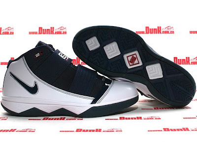 nike zoom soldier 3 gr white navy red 3 02 White Midnight Navy Nike Zoom Soldier 3 Hits Retail in China 