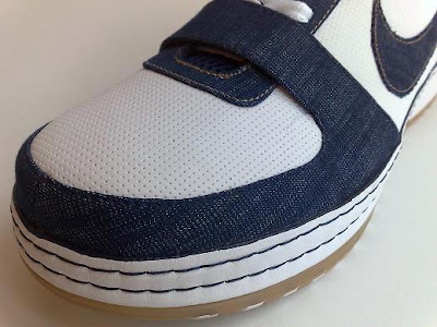 nike zoom lebron 6 low gr white navy gold 1 02 Three Nike Zoom LeBron VI Low General Releases Preview