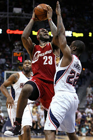 lebron james nba 090509 cle vs atl 51 game 3 LeBron Puts on Another MVP Show. Mo Gets Recruited as Soldier.