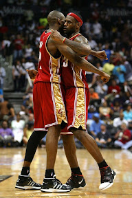 lebron james nba 090509 cle vs atl 55 game 3 LeBron Puts on Another MVP Show. Mo Gets Recruited as Soldier.