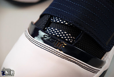 Nike Zoom Soldier III White / Midnight Navy Detailed Pics nike zoom soldier 3 gr white navy red 6 05 Nike Zoom Soldier III White / Midnight Navy Detailed Pics