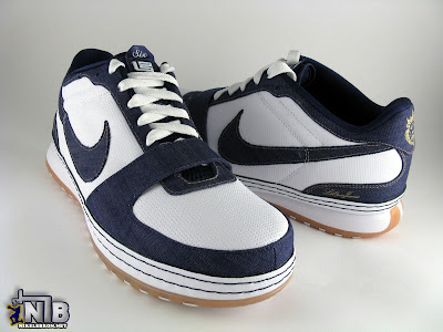 Nike Zoom LeBron VI Low White / Navy / Light Brown Denim lebron6 low navy denim 35 web Nike Zoom LeBron VI Low White / Navy / Light Brown Denim