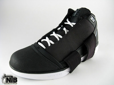 nike zoom soldier 3 gr black white 6 42 Asia Exclusive Nike Zoom Soldier III XDR Outdoor Pack Showcase