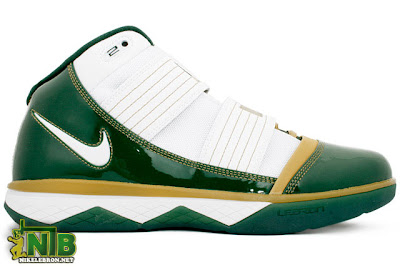 nike zoom soldier 3 pe svsm home 4 01 Detailed Look at the SVSM Nike Zoom LeBron Soldier III Irish