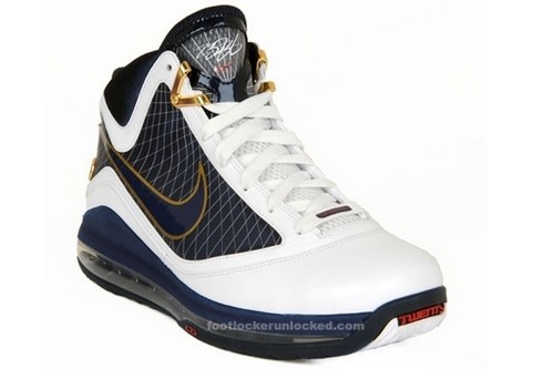 Upcoming White  Navy LeBron VII New Release Date New Version