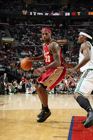 Cavs Lose in the Season Opener. LeBron Breaks out the Black VII. lebron james nba 091029 cle vs bos 15 Cavs Lose in the Season Opener. LeBron Breaks out the Black VII.
