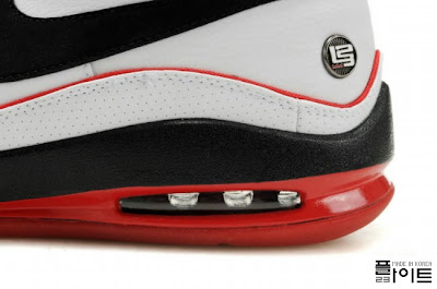Nike Air Max LeBron VII Low: White/Black/Red & White/Gum nike air max lebron 7 low ss white black red 2 08 Nike Air Max LeBron VII Low: White/Black/Red & White/Gum