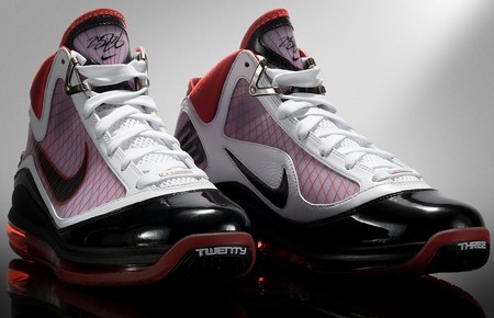 Nike LeBron VII | NIKE LEBRON - LeBron James Shoes