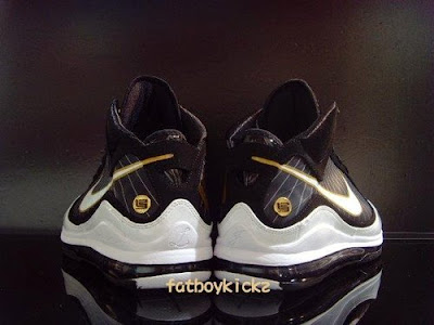nike air max lebron 7 gr white black gold 1 04 Black / White / Gold   Nike Air Max LeBron 7 (VII) Preview