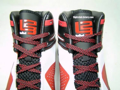 nike zoom soldier 4 ss white black red 1 02 Nike Zoom Soldier IV Early Sample That WONT Get Released