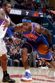 lebron james nba 091202 cle vs phx 15 Cavs Go Retro and Cool Down Suns. LeBron Debuts the HWC LBJ7.