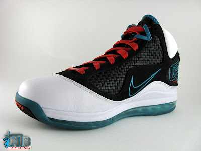 lebron7 red carpet 16 web Air Max LeBron VII Red Carpet Showcase. New Pairs at Citysole.