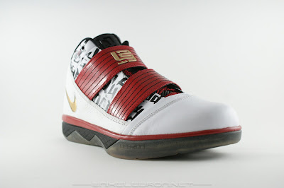 Throwback Thursday: Nike Zoom Soldier III Finals Edition Showcase lebrons soldier3 finals dslr 04 web Throwback Thursday: Nike Zoom Soldier III Finals Edition Showcase