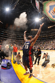 lebron james nba 091225 cle at lal 02 LeBron, Cavs Shine in Rout of Kobe, Lakers. LBJ Debuts the Xmas VII.