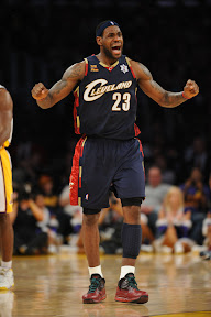 lebron james nba 091225 cle at lal 36 LeBron, Cavs Shine in Rout of Kobe, Lakers. LBJ Debuts the Xmas VII.