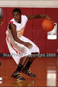 wearing brons fairfax soldier3 away 05 Wearing Brons   Fairfax High School Debuts the Zoom Soldier III PE