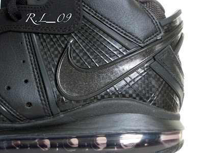 Detailed Look at the Nike Air Max LeBron VII (8) Triple Black nike air max lebron 8 gr black black 2 14 Detailed Look at the Nike Air Max LeBron VII (8) Triple Black
