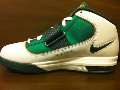 Zoom Soldier IV St. Vincent St. Mary Limited Edition New Pics nike zoom soldier 4 pe svsm home 4 07 Zoom Soldier IV St. Vincent St. Mary Limited Edition New Pics
