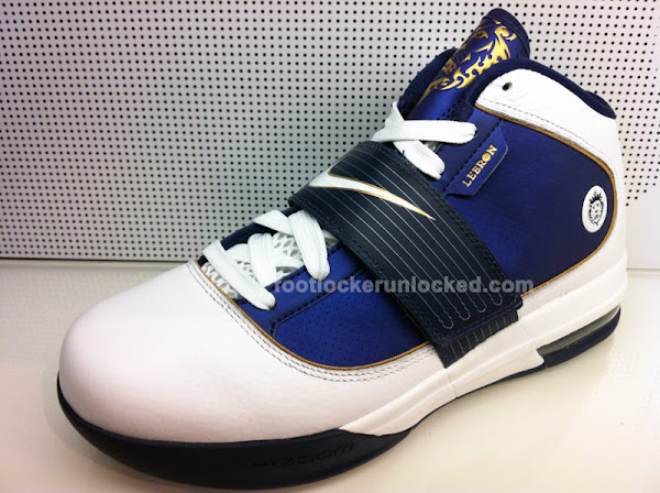 Detailed Look at the Nike Zoom LeBron Soldier IV Akron University | NIKE  LEBRON - LeBron James Shoes