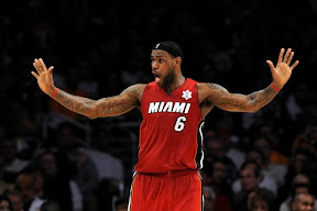 lebron james nba 101225 mia at lal 13 LeBron Has Triple Double Jaws With Kobe as Heat Take Down Lakers on Christmas Day