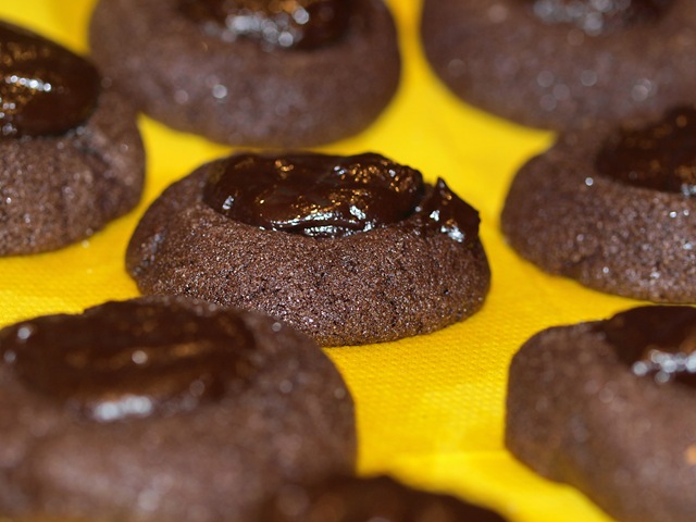 [Tondinil-al-cioccolato-con-ganache1[6].jpg]