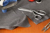 [fabric and sewing scissors[7].jpg]