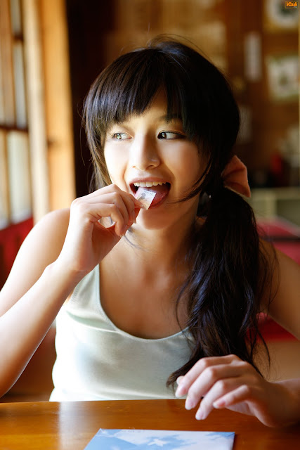 Hitomi Miyake - Bomb.tv ( 2 ) (29/39) (29/39)