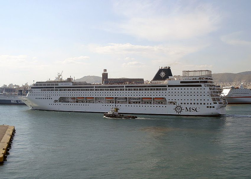 MSC Armonia Piraeus 24 april 2009