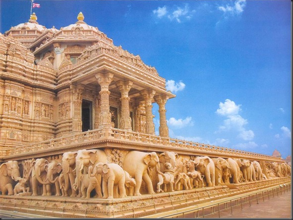 World’s Biggest Hindu Temple World’s Biggest Hindu Temple