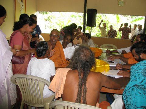 Nirmalananda Giri at Vytila Ramakrishna Math