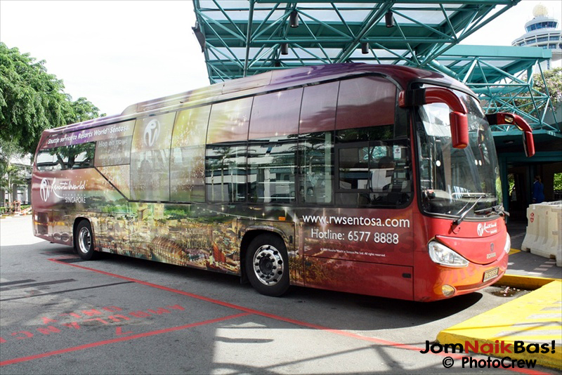 The shuttle bus calling at T1 Coach Stand.