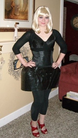 [Hillary Lady Gaga[5].jpg]