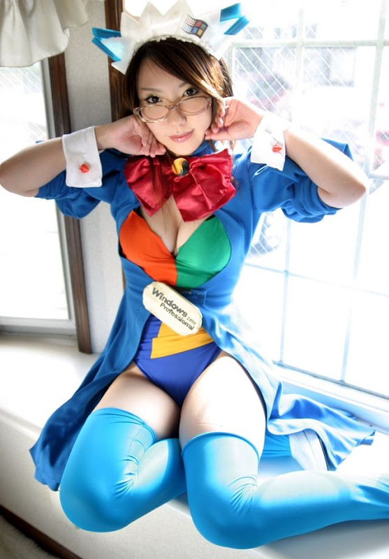 OS-tan Cosplay