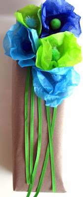 flower wrapping from mamalibrarian