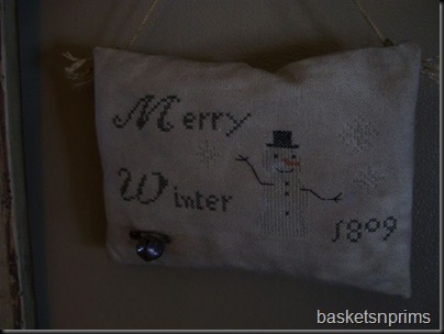 Merry Winter pinkeep closeup