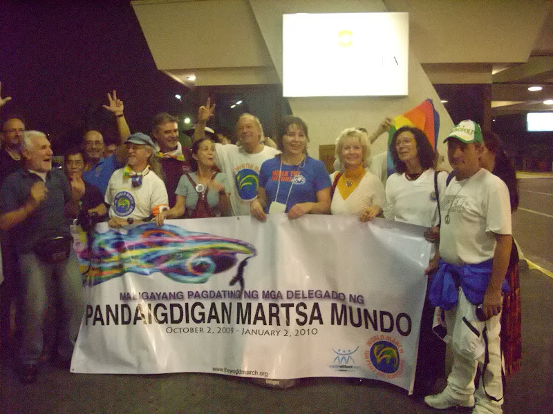 Equipo%20Base%20con%20filipinos.JPG