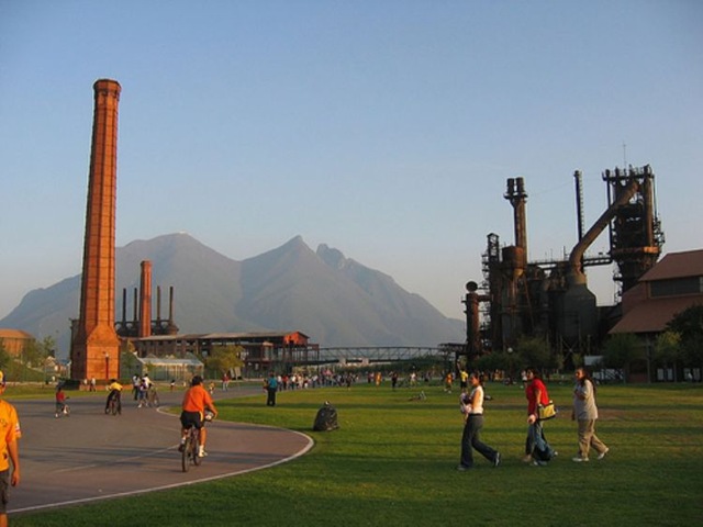 [parque-fundidora-en-monterrey[2].jpg]