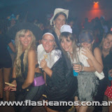 fiesta de disfraces - club sarmiento - 20-03-10 - flasheamos.com.ar-053.JPG