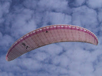 1996: Falhawk Apex X, DHV 2 This flew many with right after the course (!). Did very well act on this and in 1997 I had my first complete collapse of this in Narvik.