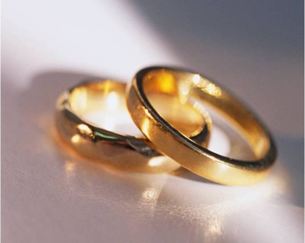 [wedding rings[4].jpg]