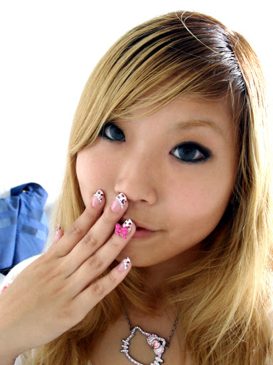 Nails With Rhinestones