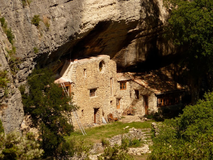 Foto de  Marche vers le 'BoutDuMonde', Buoux