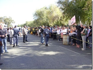 [OdendaalsrustFarmersProtestMurdersApril172009_ANC supports murderers[4].jpg]