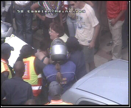 MagdelSteynIllegalArrestHumanRightsAbuseMarch142010CarteblancheAfriForum4